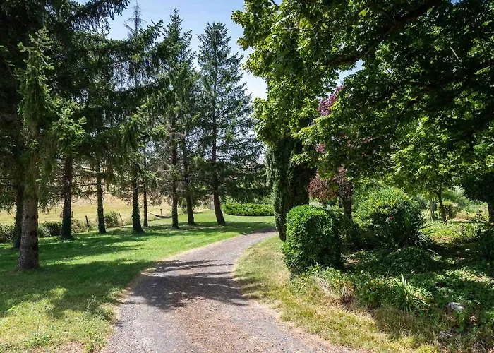 La Bastoulie Near Cordes-sur-ciel *