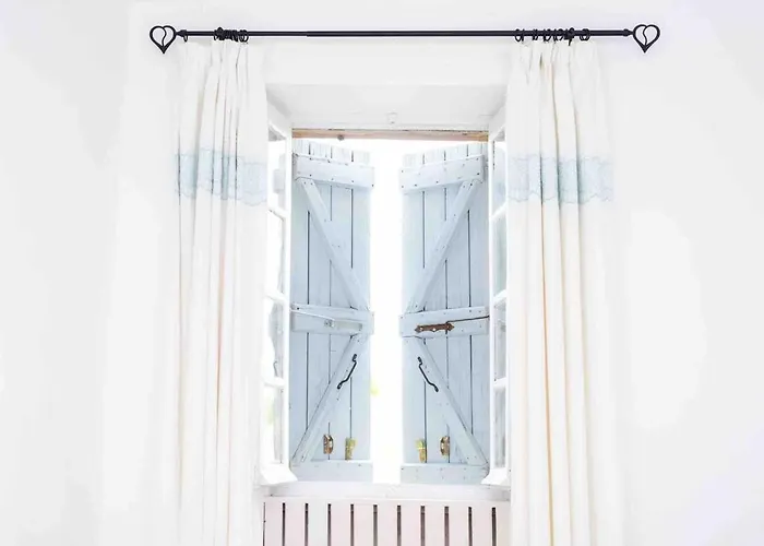 La Bastoulie Near Cordes-sur-ciel *