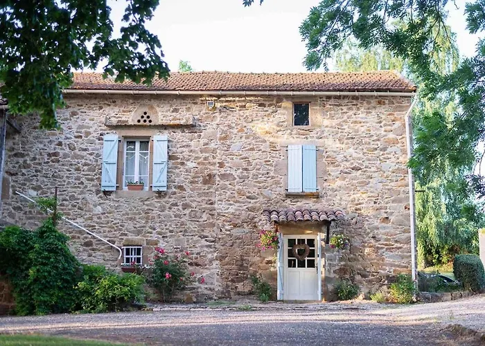 La Bastoulie Near Cordes-sur-ciel 펜션 *