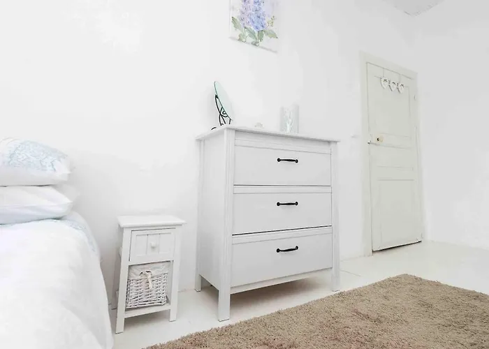 La Bastoulie Near Cordes-sur-ciel 펜션